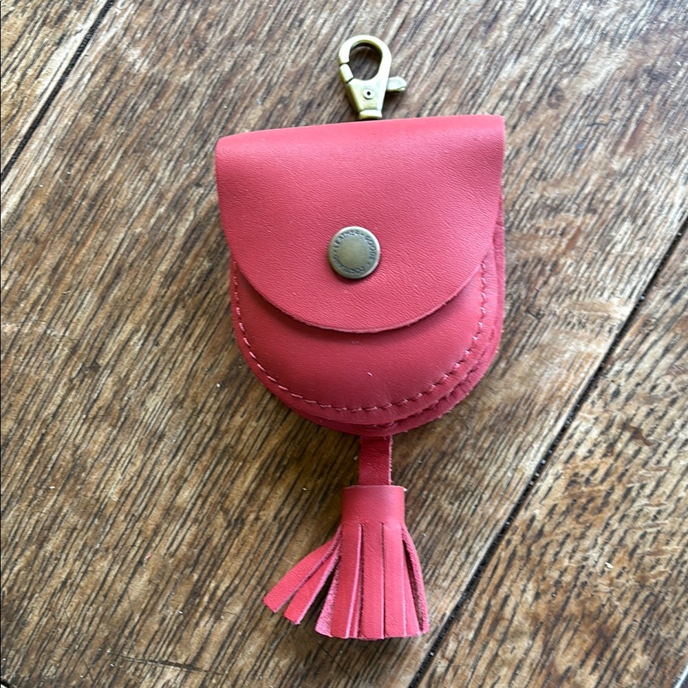 Portland Leather Nimbus Pouch Crimson New